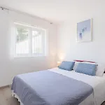 Stunning In With Wifi Apartman *