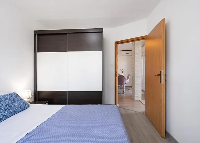 Stunning In With Wifi