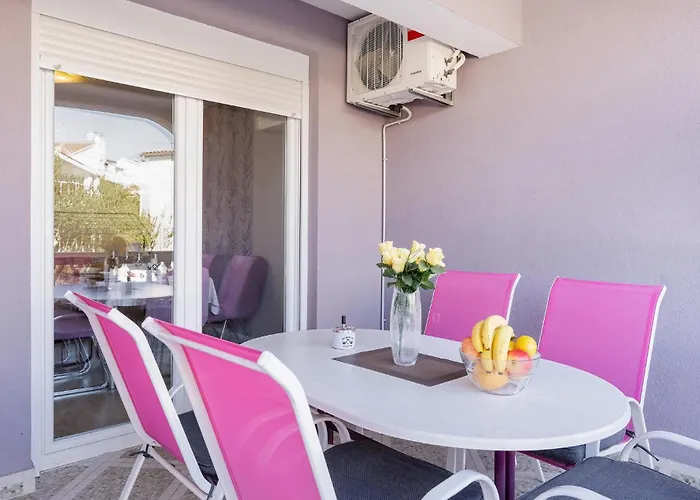 Stunning In With Wifi